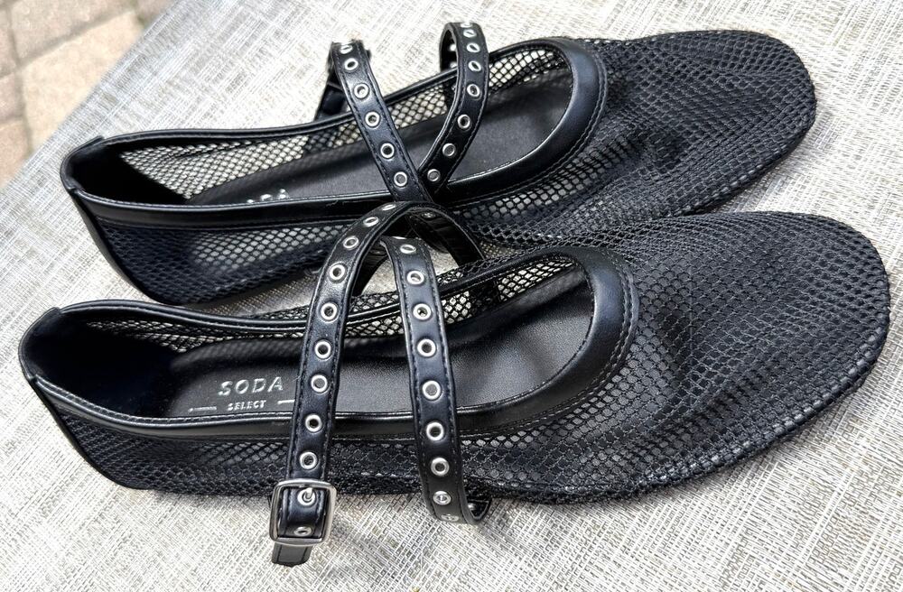 SODA Black Mesh Mary Jane Ballet Flats Black Straps Grommets NWT Size 8